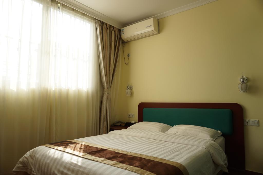 Guangdong Oversea Chinese Hotel Guangzhou Cameră foto