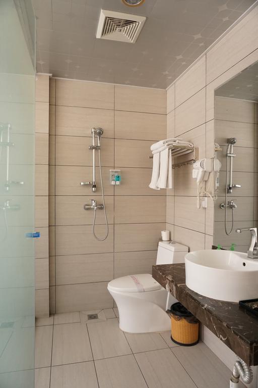 Guangdong Oversea Chinese Hotel Guangzhou Cameră foto