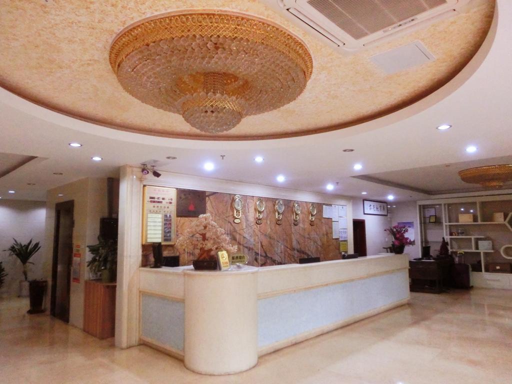 Guangdong Oversea Chinese Hotel Guangzhou Exterior foto