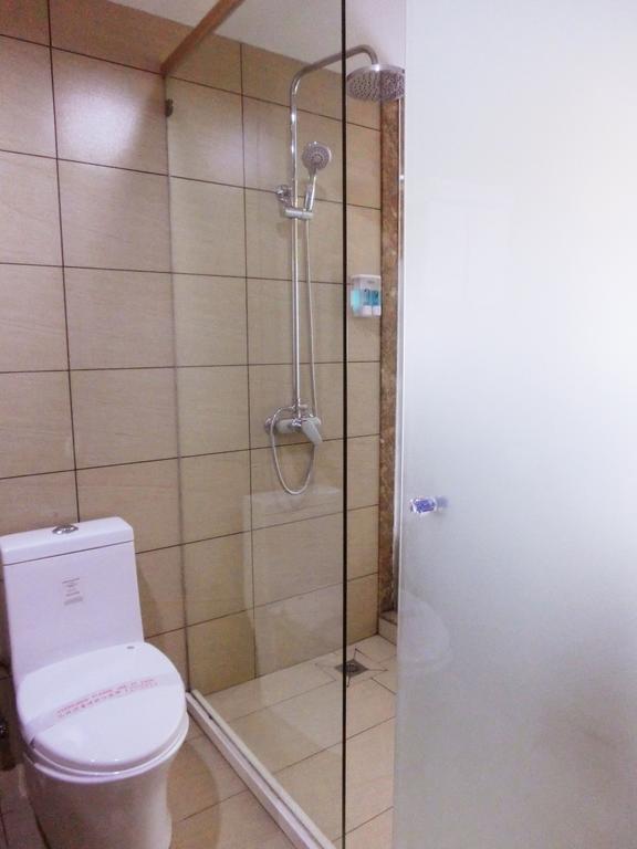 Guangdong Oversea Chinese Hotel Guangzhou Exterior foto